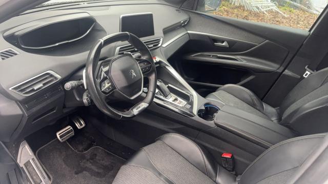 Peugeot 3008 image 8