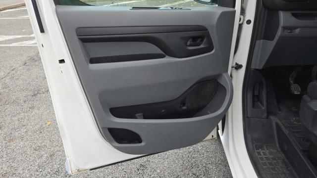 Citroen Jumpy image 3