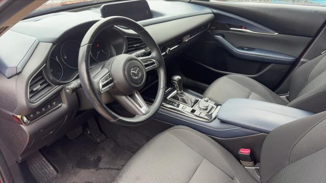 Mazda Cx-30 image 6