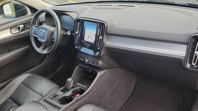 Volvo Xc40 image 8