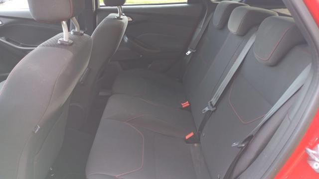 Ford Focus image 4