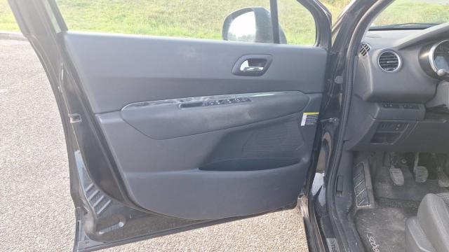 Peugeot 5008 image 2