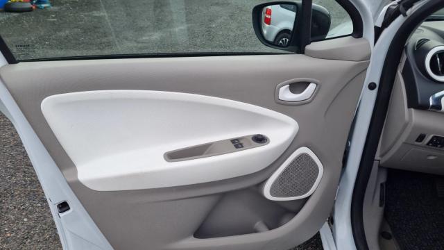 Renault Zoe image 8