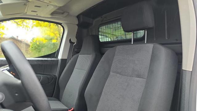 Peugeot Partner image 4