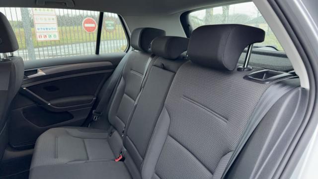 Volkswagen Golf image 7