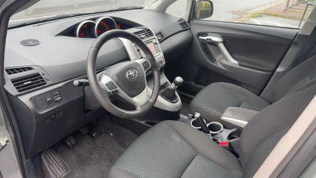 Toyota Verso image 9