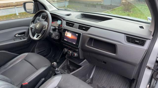 Renault Express image 9