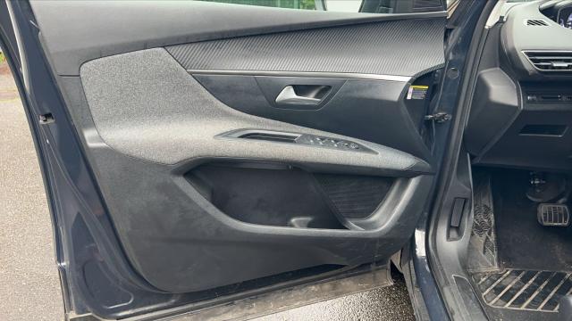 Peugeot 3008 image 1