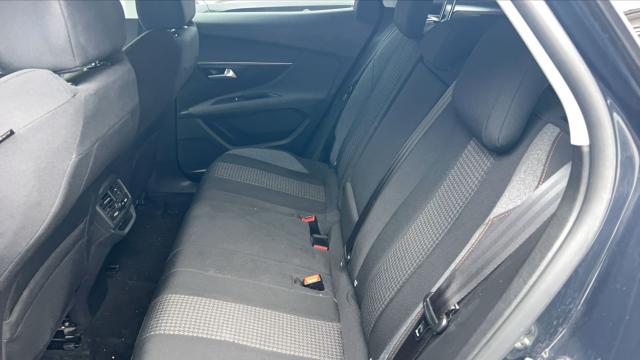 Peugeot 3008 image 4