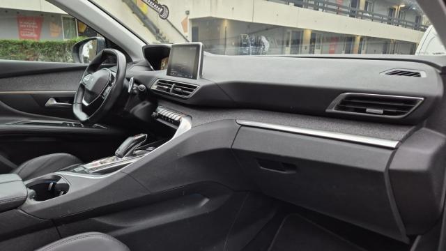 Peugeot 3008 image 6