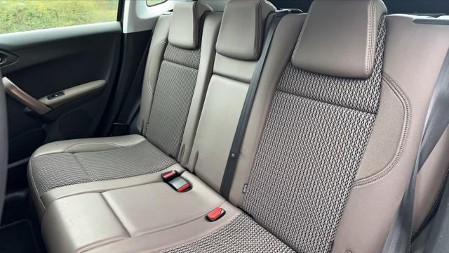 Peugeot 2008 image 2