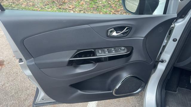 Renault Captur image 9