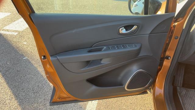 Renault Captur image 8