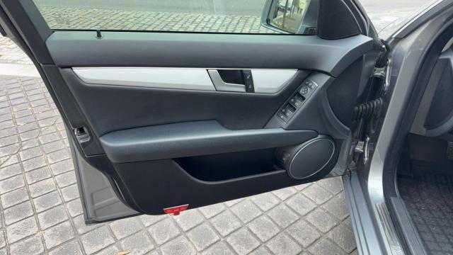 Mercedes Benz Classe C image 5