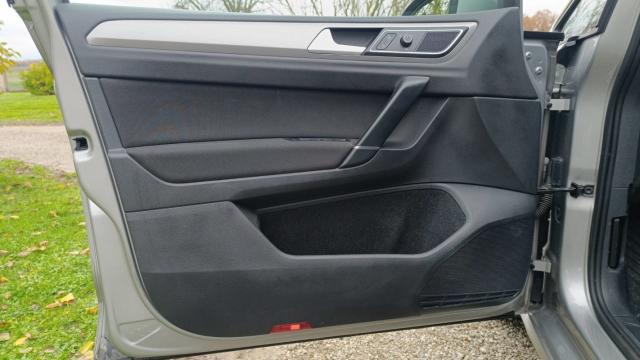 Volkswagen Golf image 2