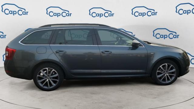 Skoda Octavia image 8