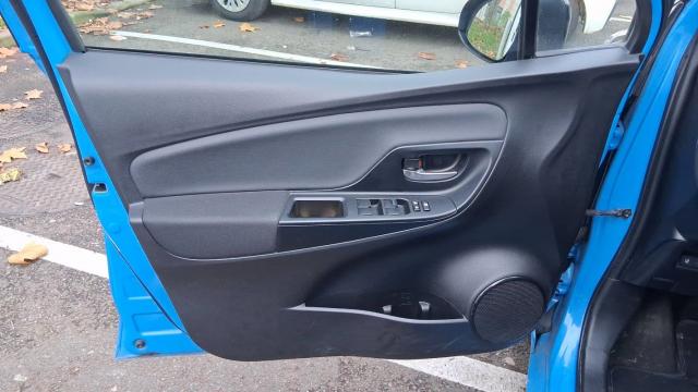 Toyota Yaris image 3