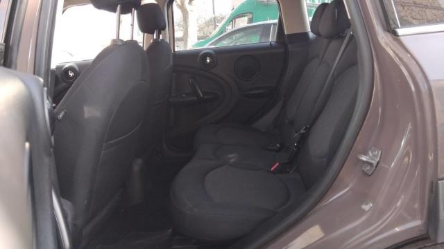 Mini Countryman image 2