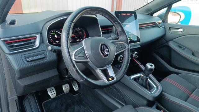 Renault Clio image 9