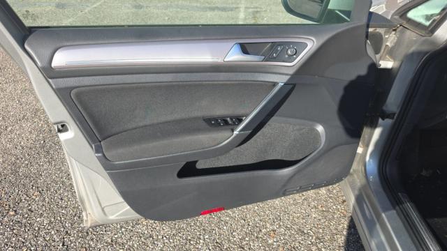 Volkswagen Golf image 3