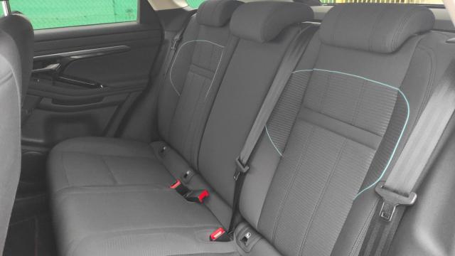 Land Rover Range Rover Evoque image 2