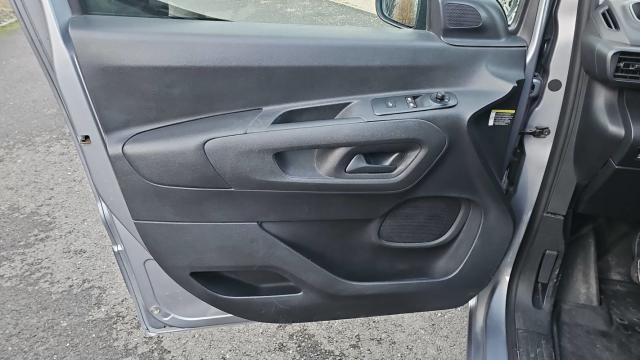 Peugeot Partner image 5