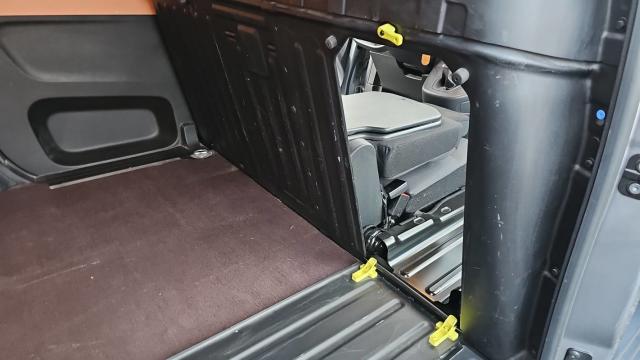 Peugeot Partner image 8