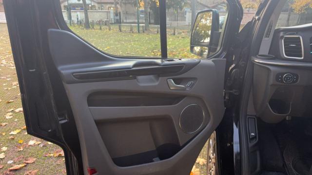 Ford Tourneo image 4