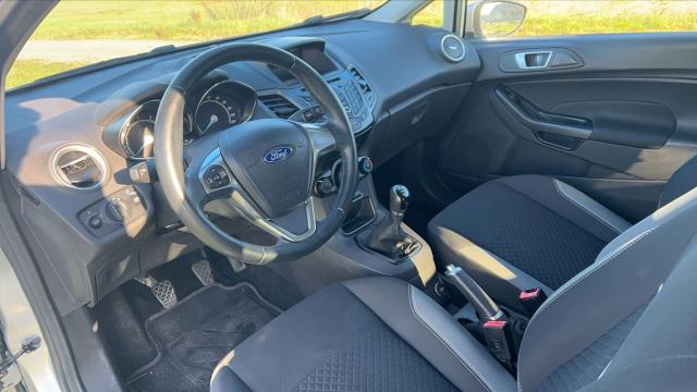 Ford Fiesta image 5