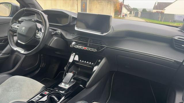 Peugeot 2008 image 5