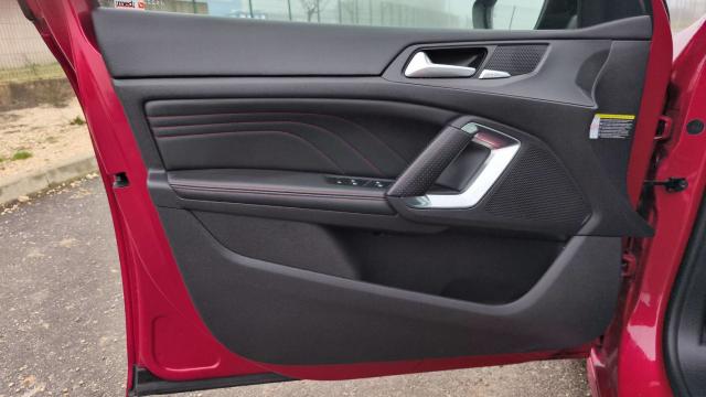 Peugeot 308 image 5