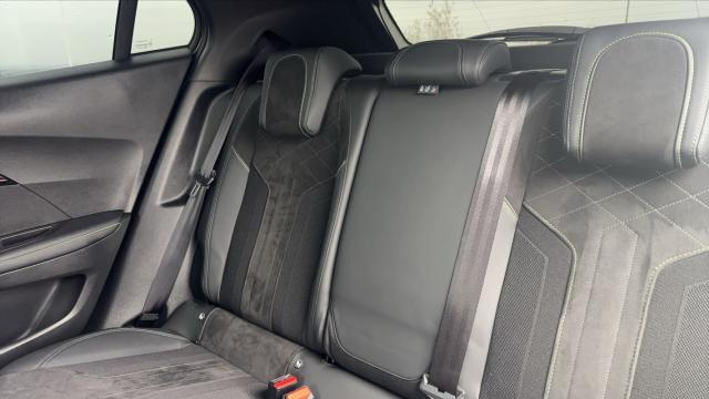 Peugeot 2008 image 7