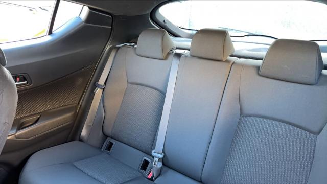 Toyota C-Hr image 7
