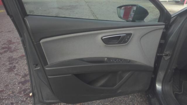 Seat Leon image 2