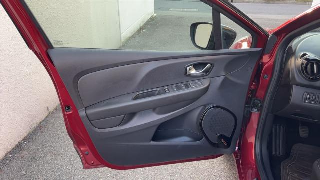 Renault Clio image 9