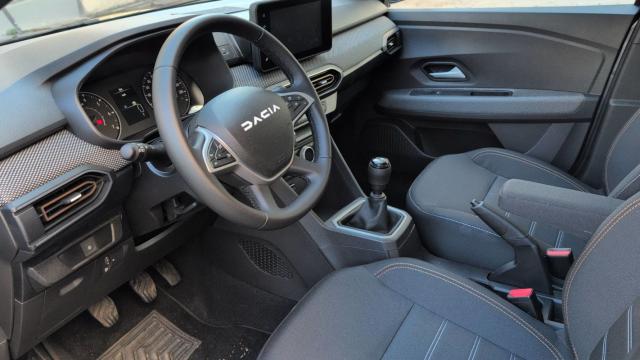Dacia Sandero image 3