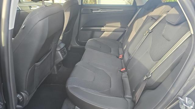 Ford Mondeo image 5