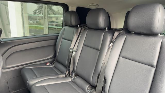 Mercedes Benz Vito image 2