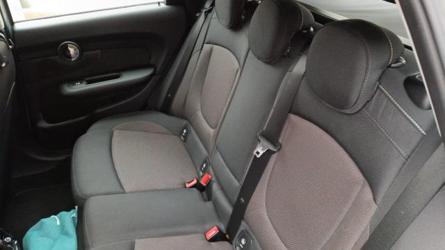 Mini Clubman image 7