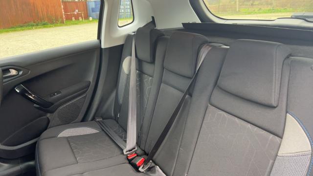 Peugeot 2008 image 4