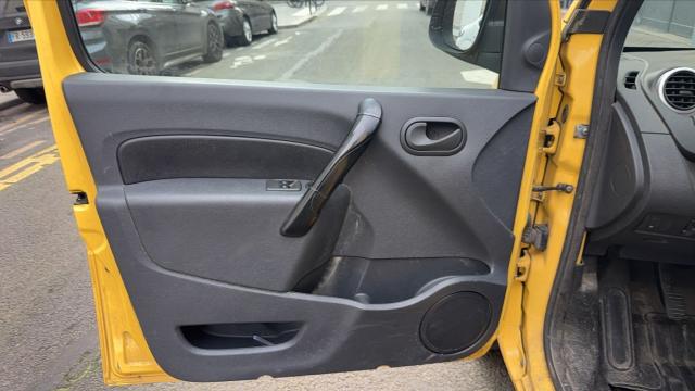 Renault Kangoo Express image 9