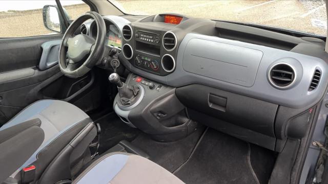 Peugeot Partner Tepee image 1