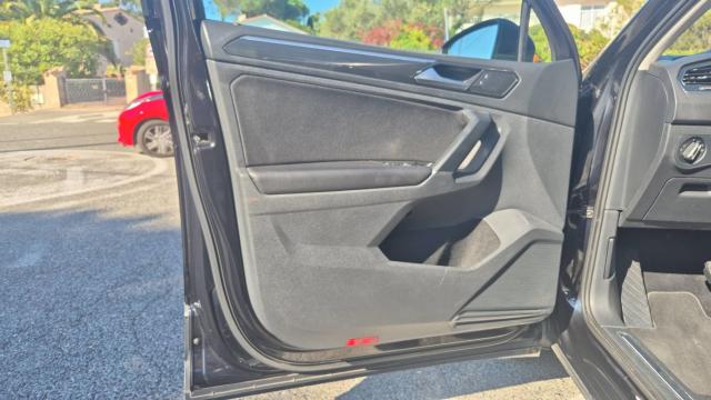 Volkswagen Tiguan image 3