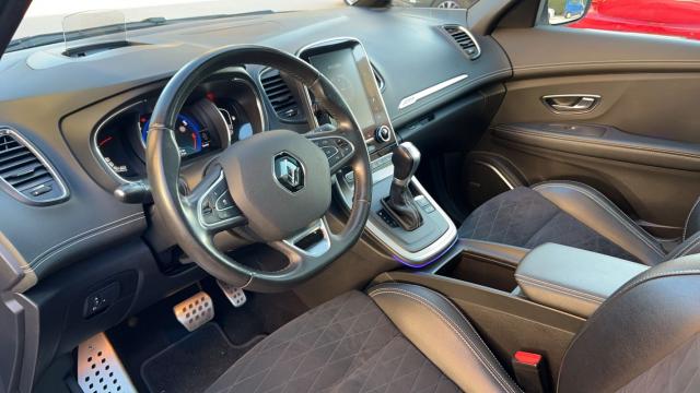 Renault Grand Scénic image 2