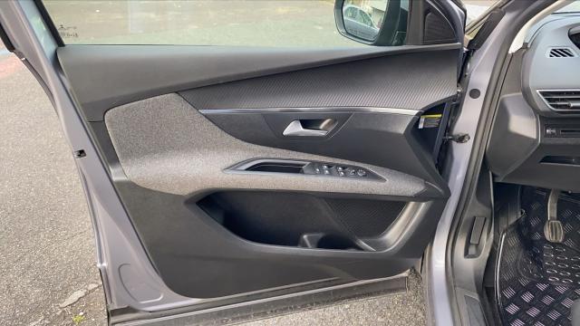 Peugeot 3008 image 4