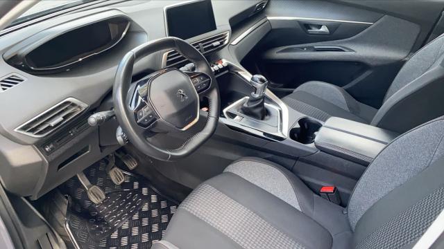 Peugeot 3008 image 7