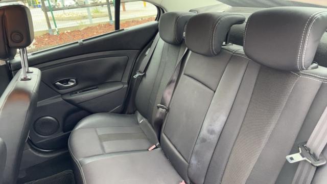 Renault Fluence image 8