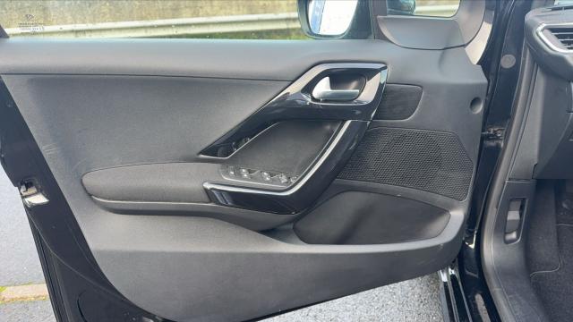 Peugeot 208 image 6