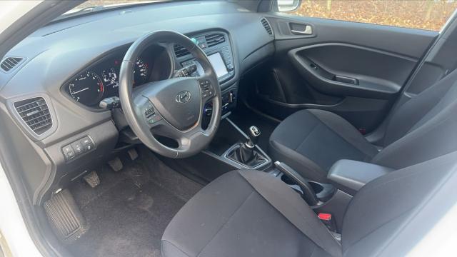 Hyundai I20 image 6
