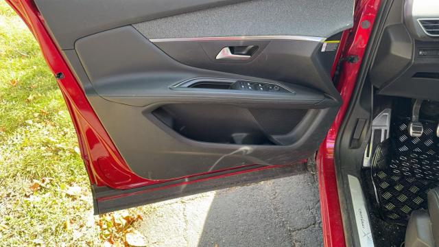 Peugeot 3008 image 4